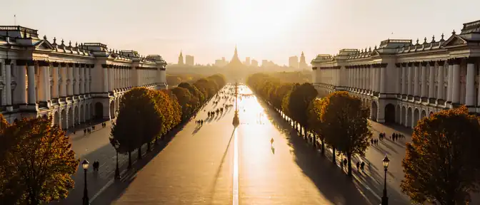 Рекордное тепло в Москве: субботний температурный пик вошел в тройку исторических максимумов
